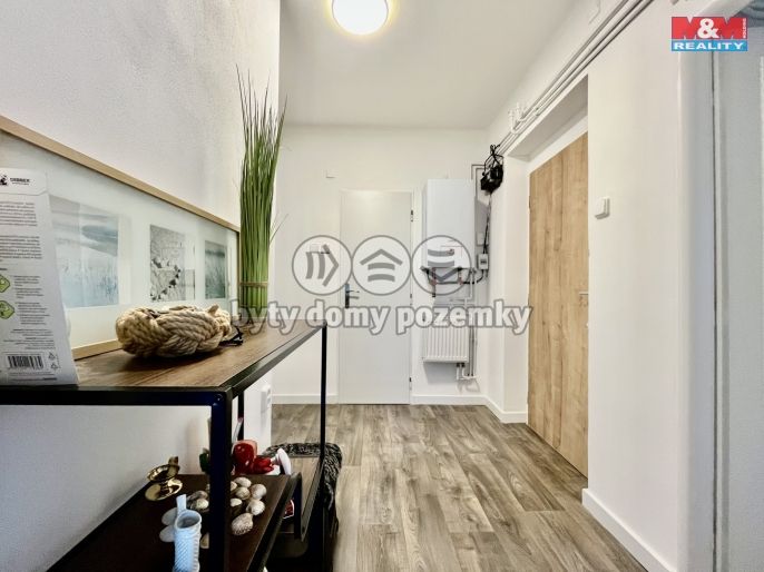 Prodej, Byt 3+1, Bečváry