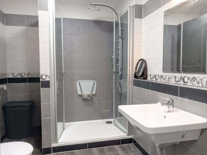 Pronájem, Byt 2+kk, Ostrov