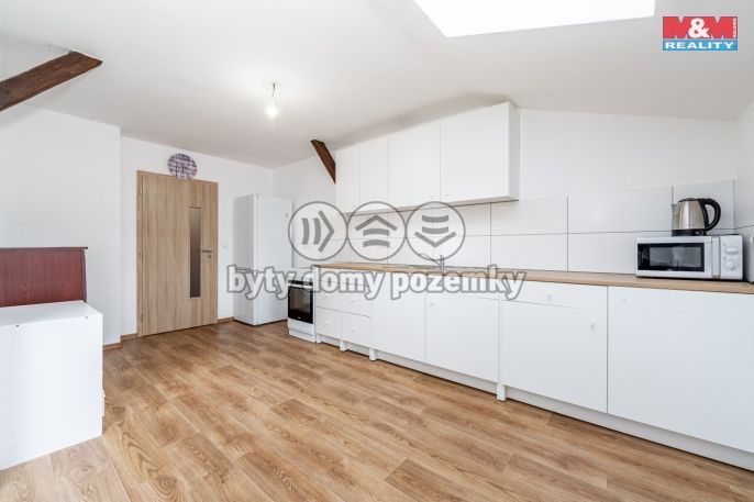 Prodej, Nájemní dům, Studená