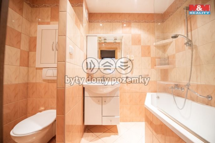 Pronájem, Byt 3+1, Hradec Králové