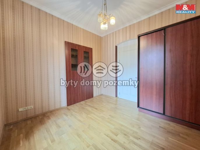 Pronájem, Byt 4+1, Karlovy Vary