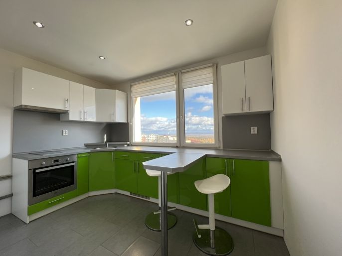 Prodej, Byt 2+1, 63 m², Chomutov, Holešická