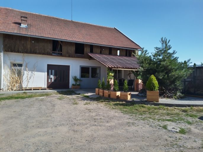 Pronájem, Ostatní, Běstovice