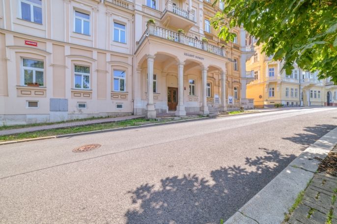 Pronájem, Byt 1+kk, Mariánské Lázně