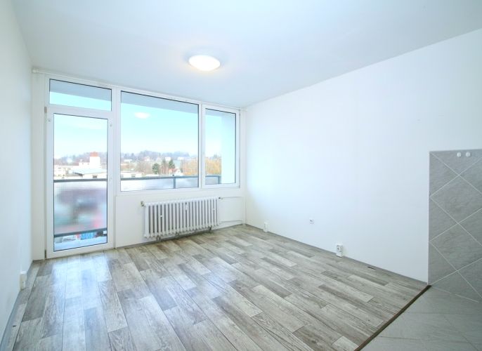 Pronájem, Byt 1+kk, Varnsdorf