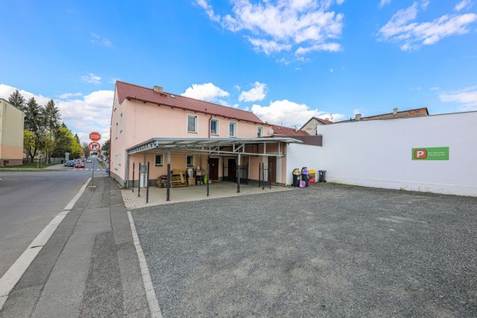 Pronájem, Obchod a služby, Nýřany