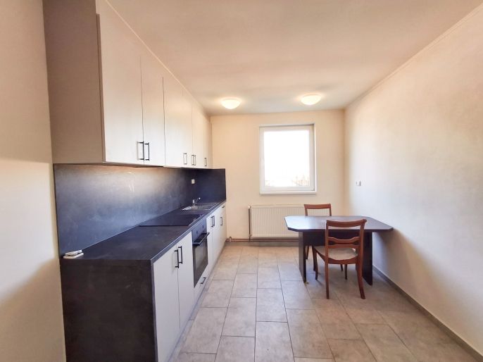 Prodej, Obchod a služby, Práče