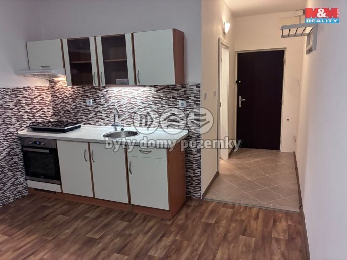 Pronájem, Byt 1+1, Lovosice