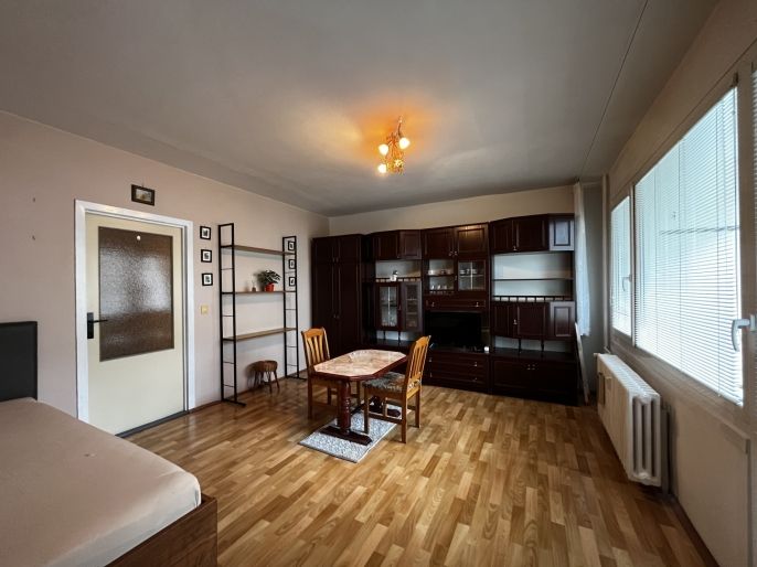 Pronájem, Byt 2+1, Chlumec