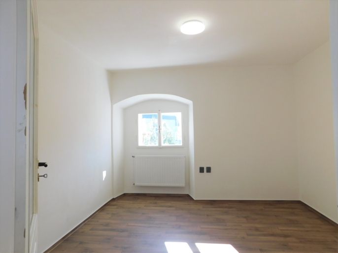 Pronájem, Byt 3+1, Cheb