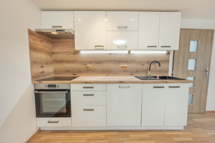 Pronájem, Rodinný dům, Hospozín