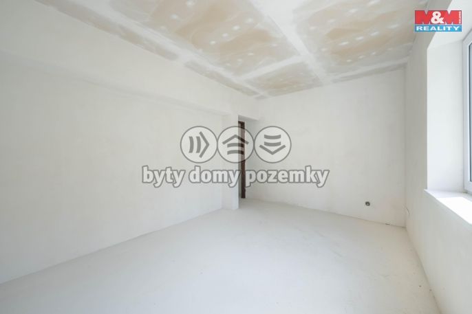 Prodej, Byt 4+1, Kladno