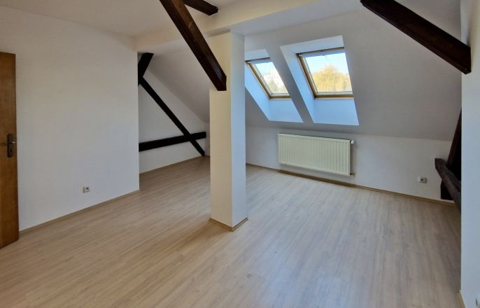 Pronájem, Byt 4+kk, Cheb