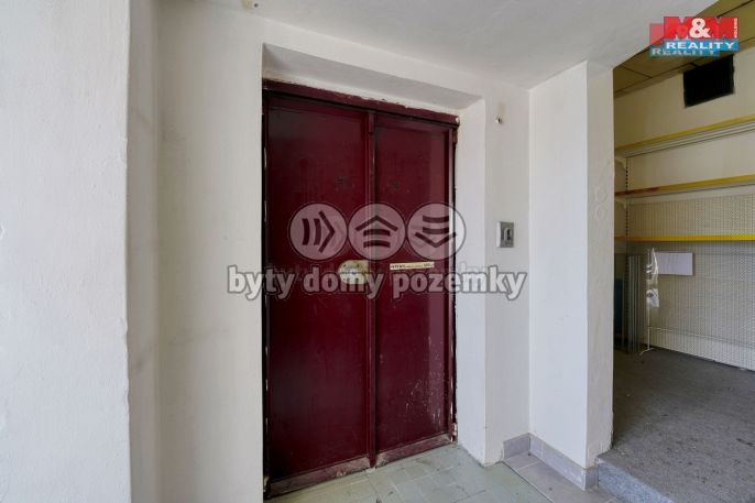 Pronájem, Obchod a služby, Třemošná