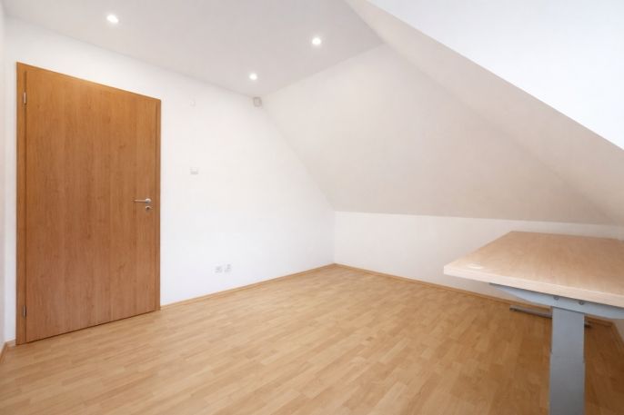 Pronájem, Kancelářský prostor, Zlín