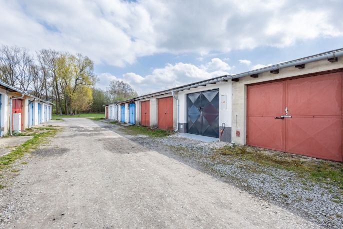 Prodej, Garáž, Zákupy