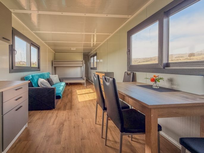 Prodej, Pole, Jenčice