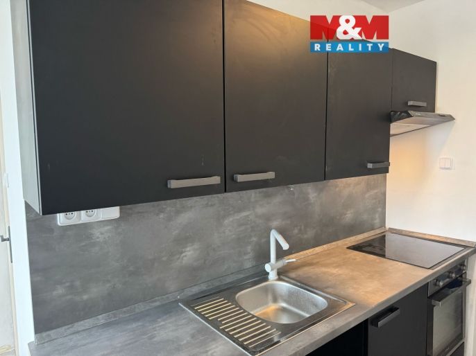 Prodej, Byt 3+1, Rovná