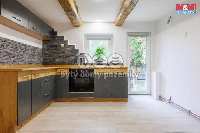 Prodej, Rodinný dům, 85 m², Peruc