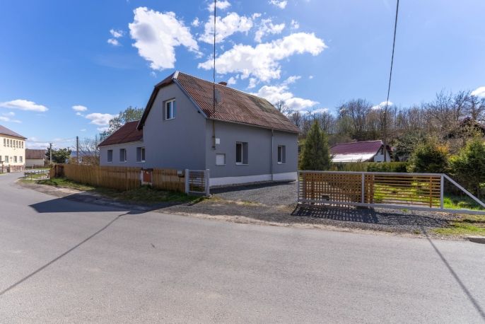 Prodej, Rodinný dům, Nová Hradečná