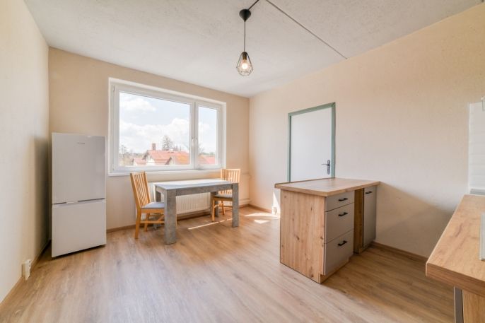 Prodej, Byt 1+1, Teplá