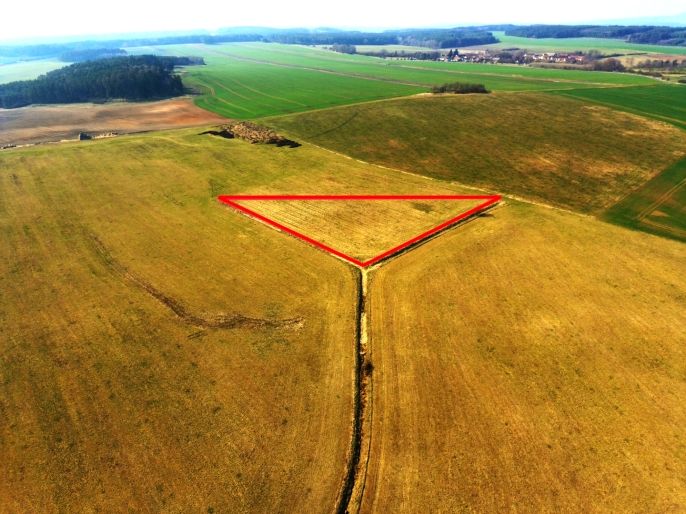 Prodej, Pole, Kladruby