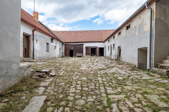 Prodej, Zemědělská usedlost, Štěkeň