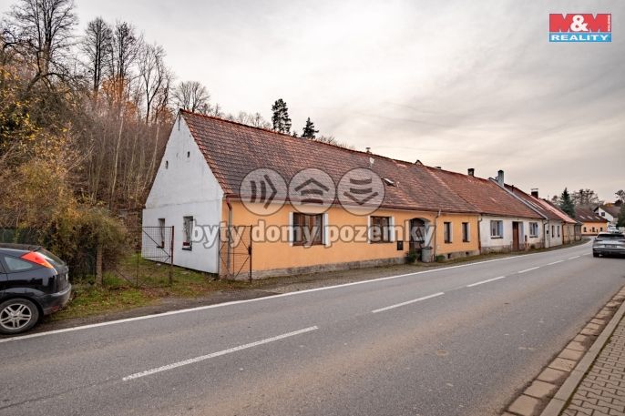 Prodej, Nájemní dům, Husinec