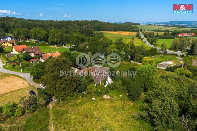 Prodej, Zemědělská usedlost, Hracholusky