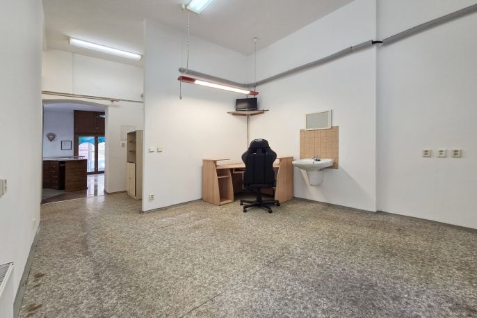 Pronájem, Obchod a služby, Karlovy Vary