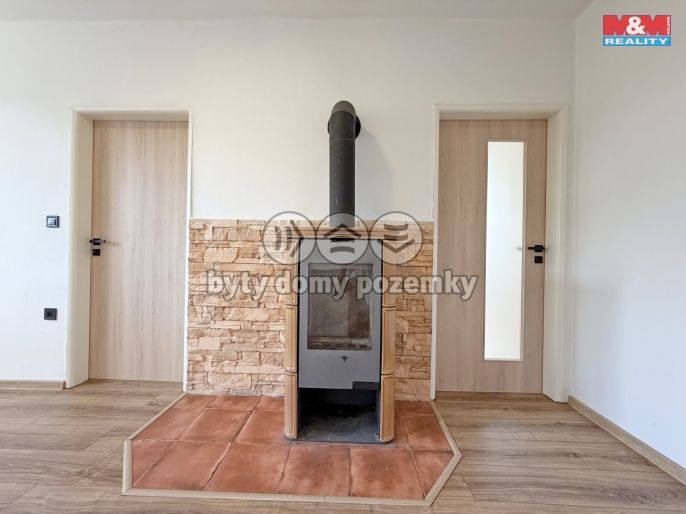 Prodej, Byt 3+1, Černovice