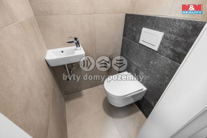 Prodej, Rodinný dům, Černuc