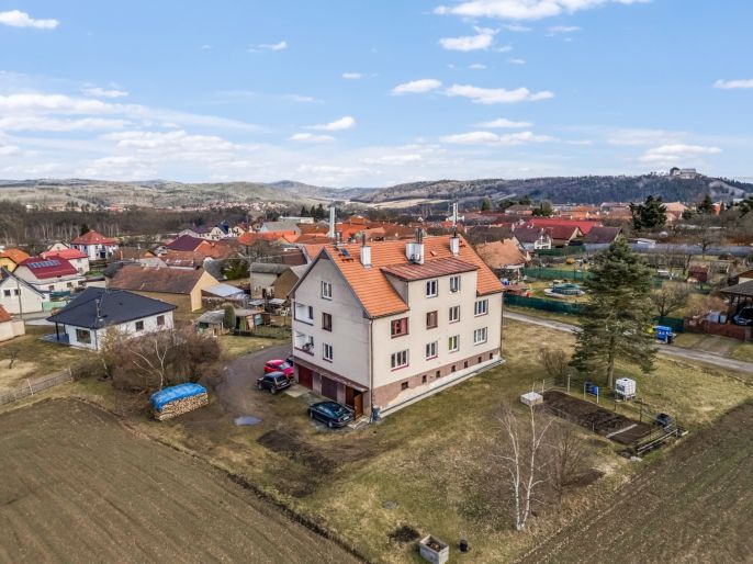 Prodej, Byt 3+1, Bzová