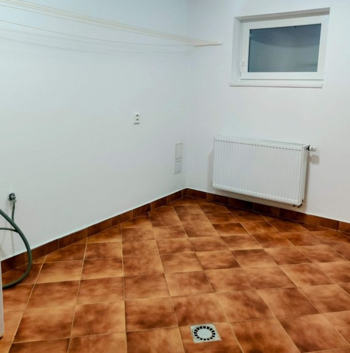 Pronájem, Rodinný dům, Jesenice