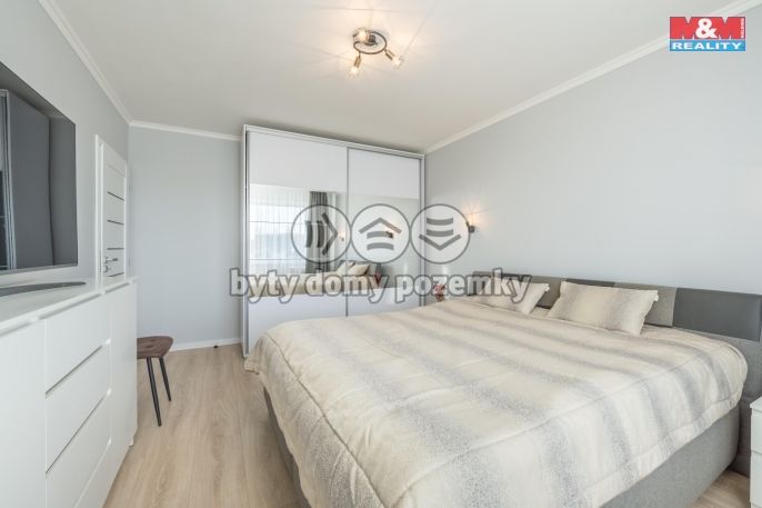 Prodej, Byt 3+1, Slaný