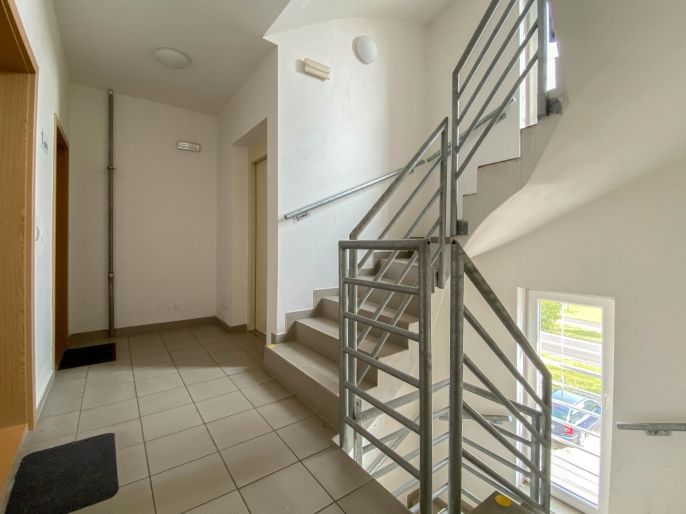 Pronájem, Byt 1+kk, Lovosice