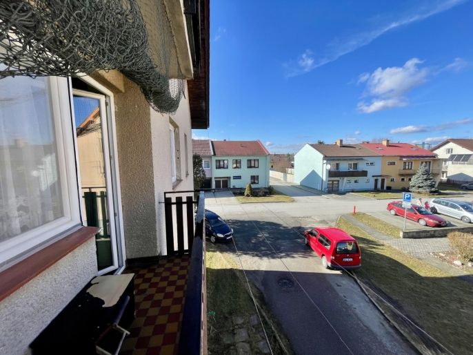 Prodej, Byt 3+1, Dynín