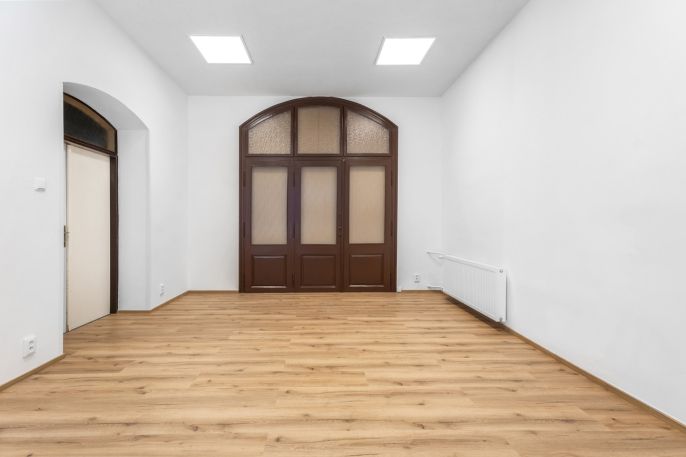 Pronájem, Obchod a služby, Liberec