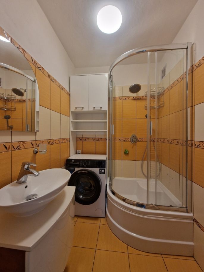 Pronájem, Byt 3+1, Úpice