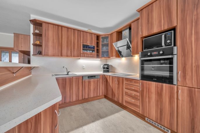 Pronájem, Byt 3+kk, Pardubice