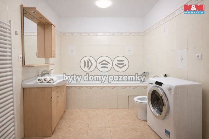 Pronájem, Byt 1+kk, Praha