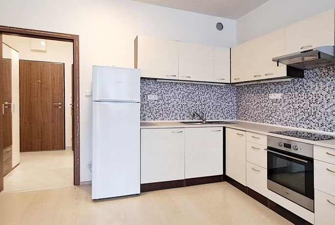 Pronájem, Byt 1+kk, Praha