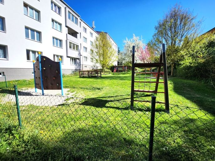 Prodej, Byt 2+1, Jesenice