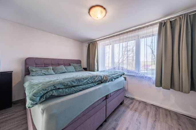 Prodej, Vinný sklep, Chvalovice