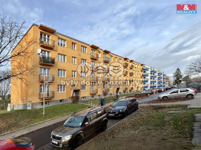 Pronájem, Byt 1+kk, Klášterec nad Ohří