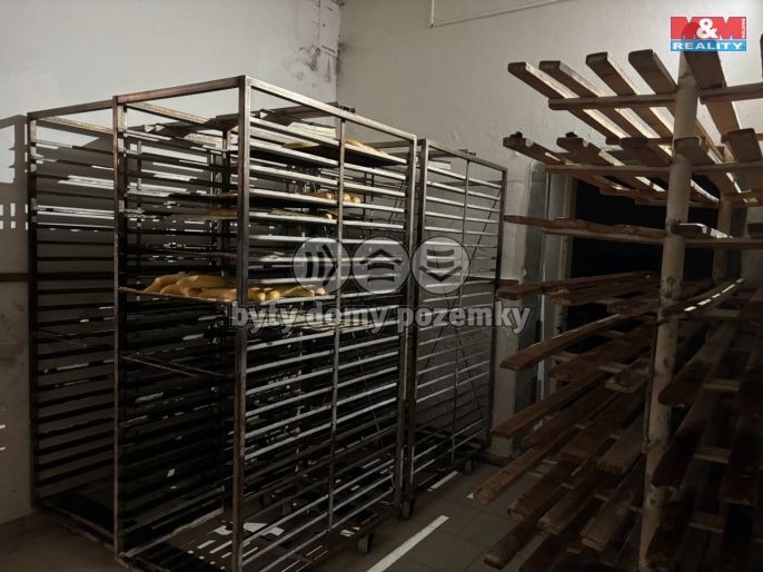 Prodej, Obchod a služby, Bílčice