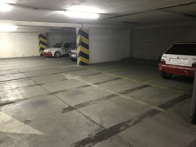 Pronájem, Garážové stání, Praha