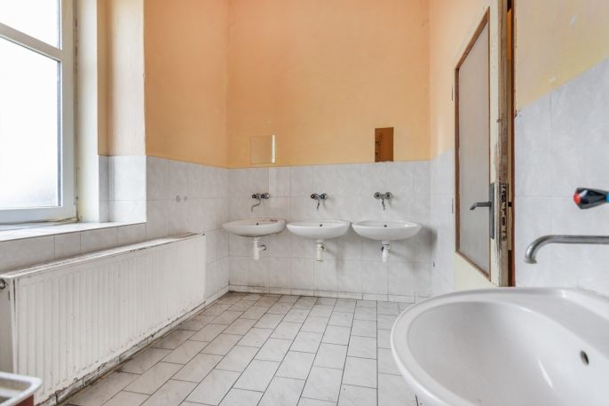 Pronájem, Obchod a služby, Plazy