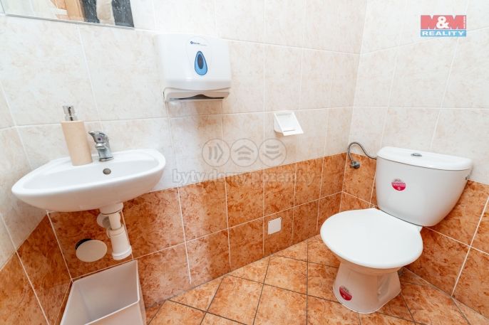 Pronájem, Kancelářský prostor, Velké Meziříčí