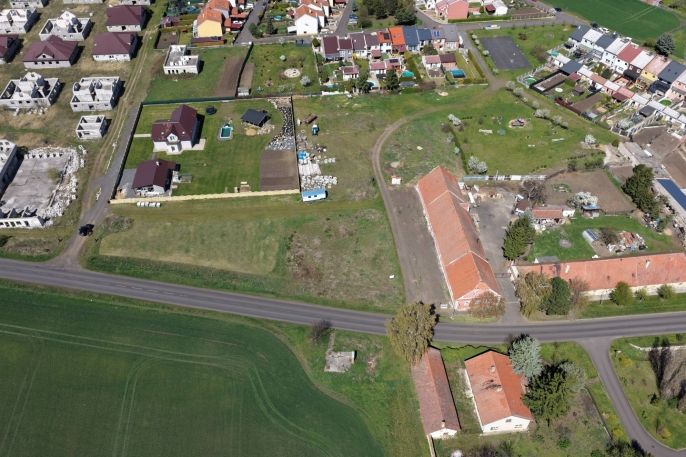 Prodej, Na klíč, Račetice